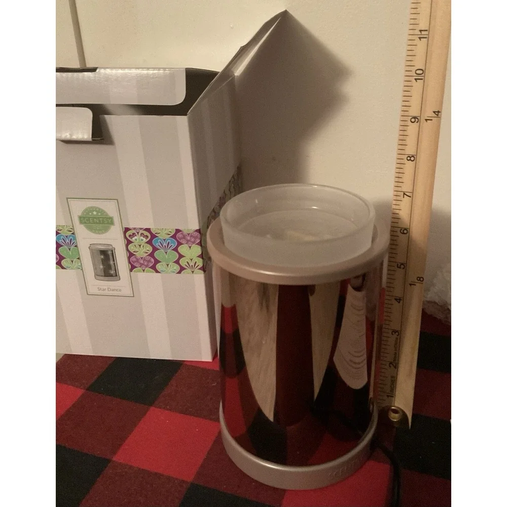 New‎ In-box, Retired Scentsy Star Dance, Full-Size Wax Warmer Rose Gold